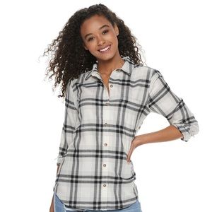 Juniors' button down front shirt from SO.